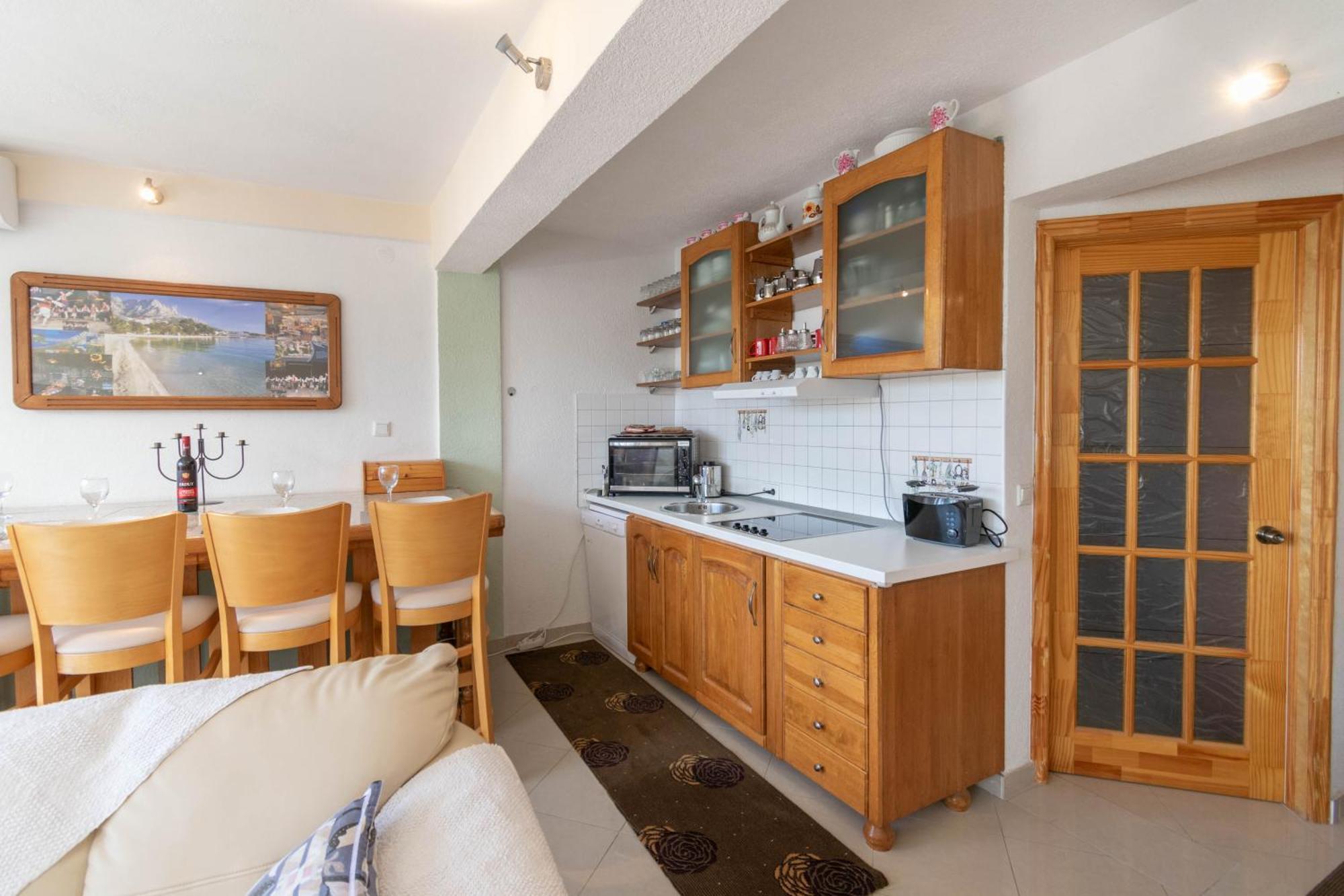 Apartment Kristina Dujmovic Baška Voda Kamer foto